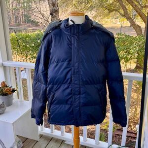 Vintage Eddie Bauer Navy Blue Down Coat. Size Large.
